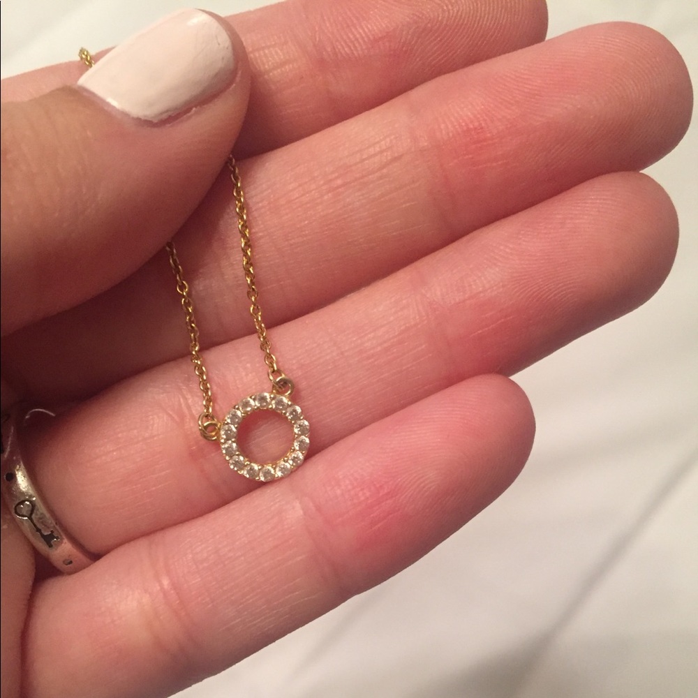 Round diamond gold necklace